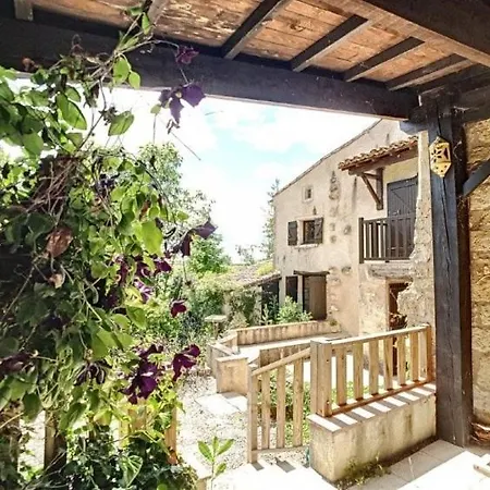 De La Tarabelle, Maison Entière Avec Grand Patio Et à La Campagne Frausseilles