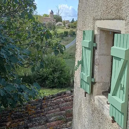 De La Tarabelle, Maison Entiere Avec Grand Patio Et A La Campagne Ferienhaus *