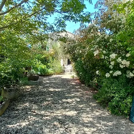 De La Tarabelle, Maison Entière Avec Grand Patio Et à La Campagne * Frausseilles