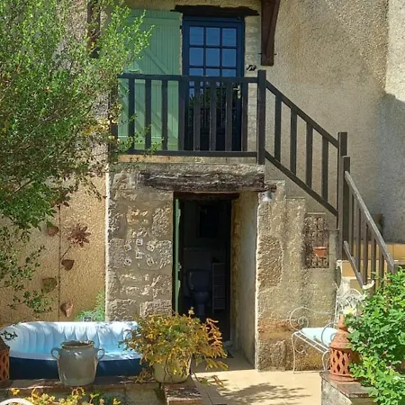 De La Tarabelle, Maison Entière Avec Grand Patio Et à La Campagne Casa de Férias *