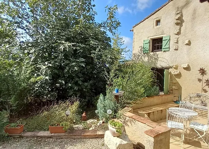 De La Tarabelle, Maison Entiere Avec Grand Patio Et A La Campagne Feriehus