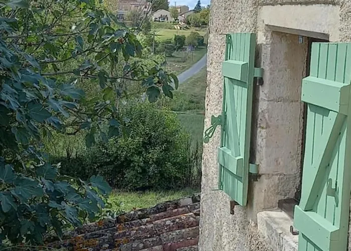 De La Tarabelle, Maison Entiere Avec Grand Patio Et A La Campagne Feriehus *